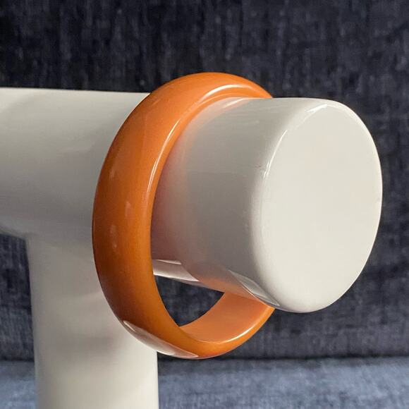 Chunky Bangle Bakelite Bracelet Caramel Butterscotch Orange Plastic - Picture 1 of 9